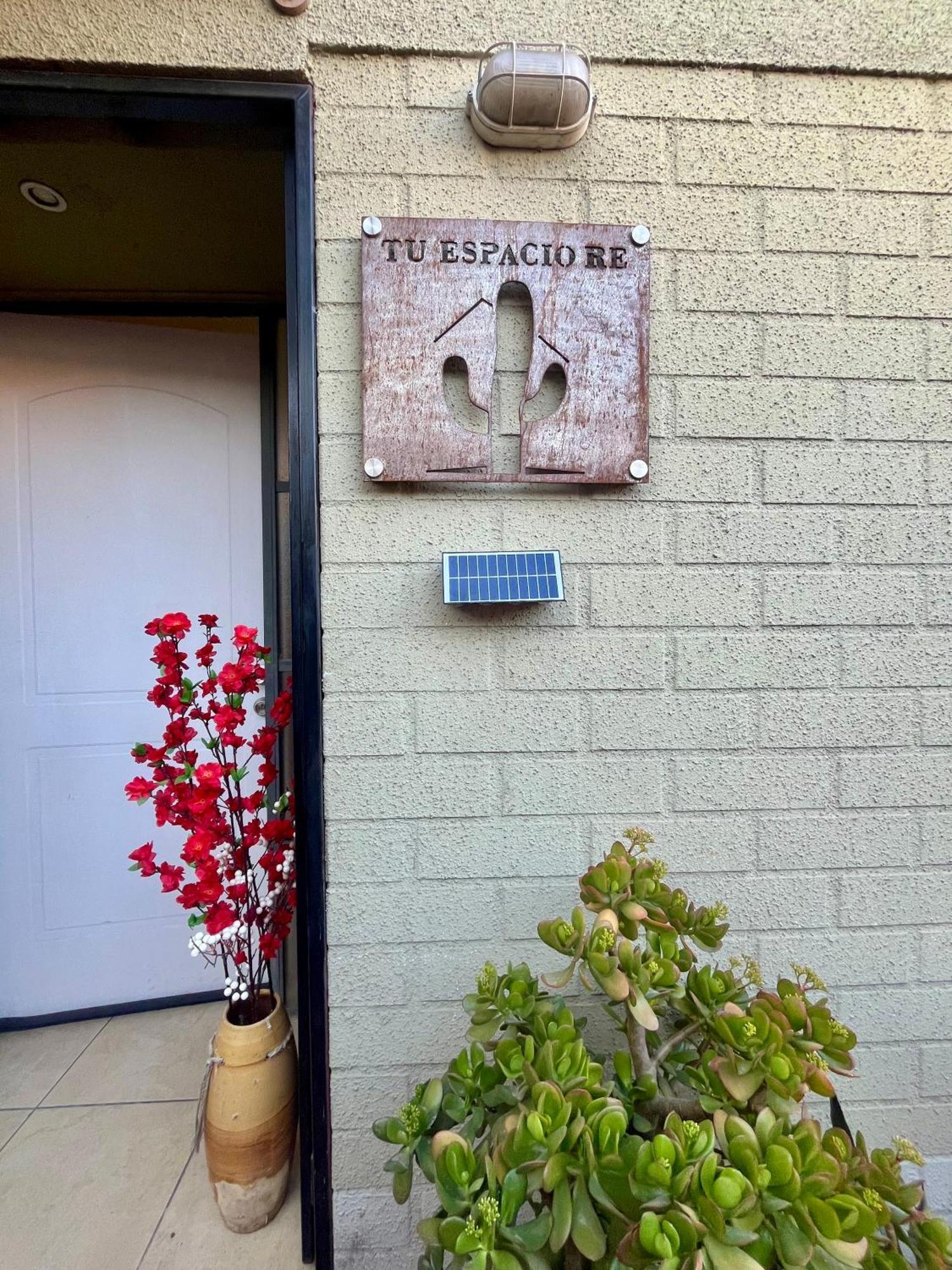 סנטיאגו Hostel Tu Espacio Re - Casa Cerca Del Aeropuerto מראה חיצוני תמונה