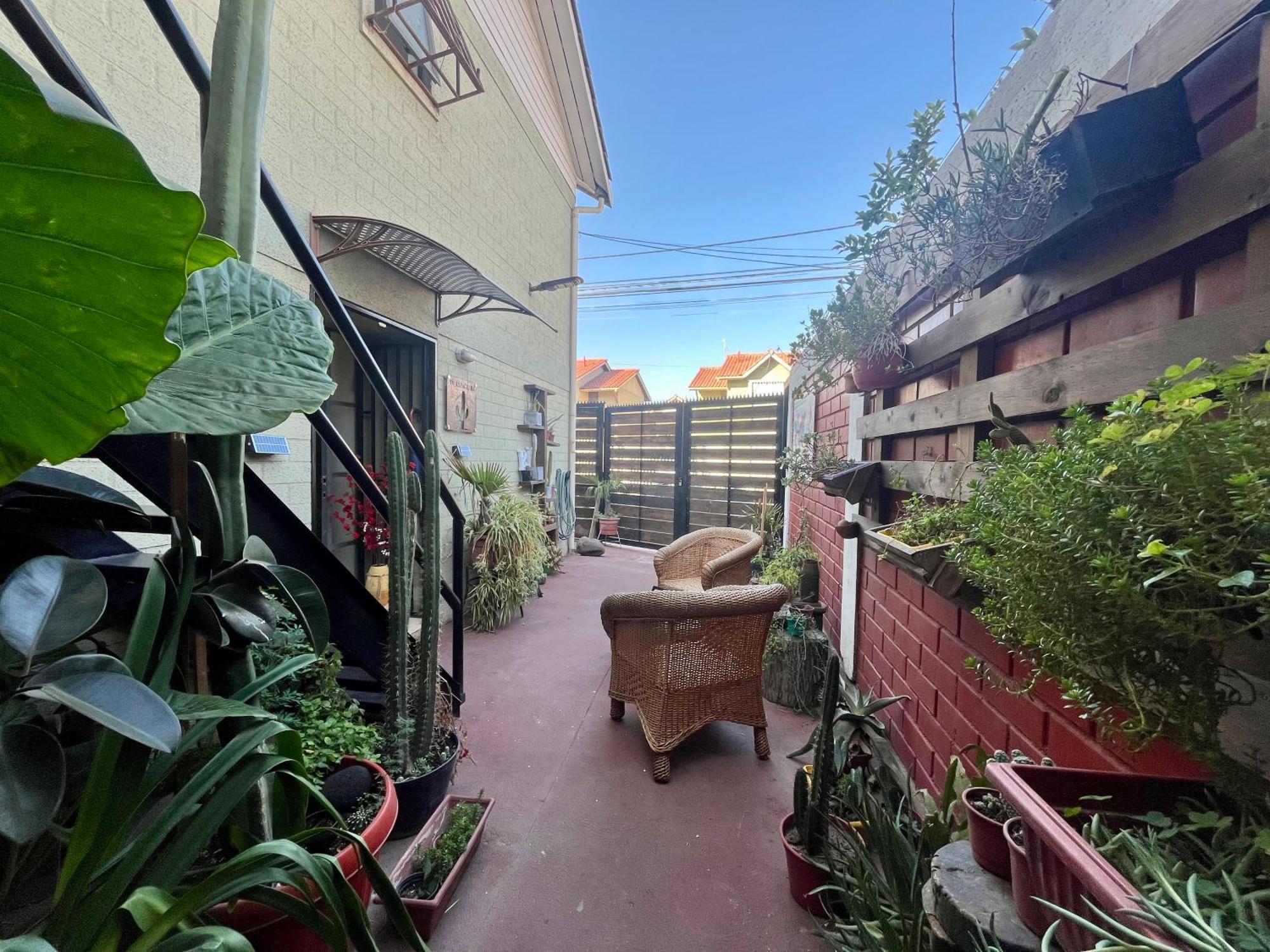 סנטיאגו Hostel Tu Espacio Re - Casa Cerca Del Aeropuerto מראה חיצוני תמונה